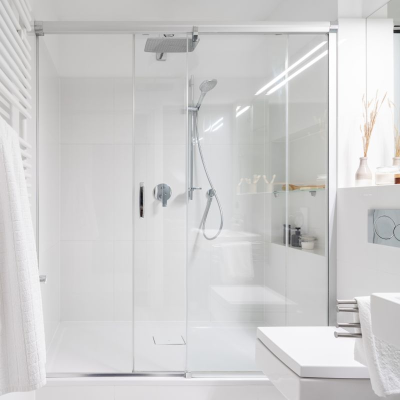 Walk-in Shower with Frameless Design